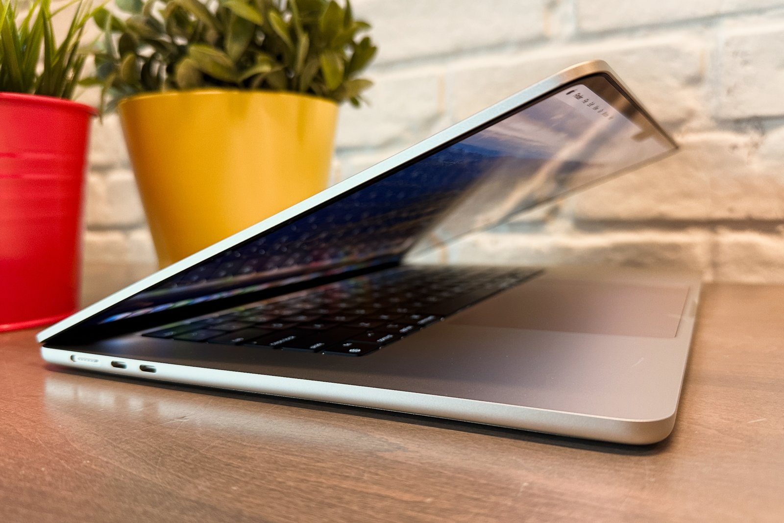 This 15-inch M3 MacBook Air with 512GB of storage is an insane $500 off