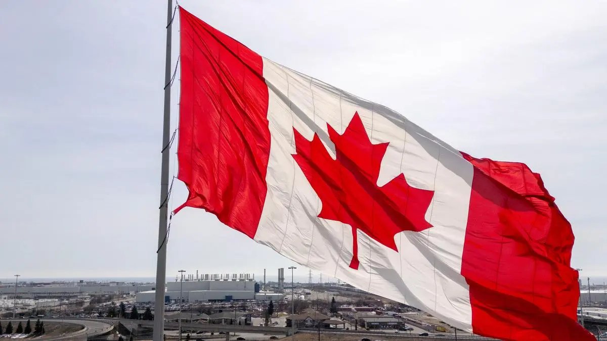 Immigration curb slashes Canada population growth rate to zero