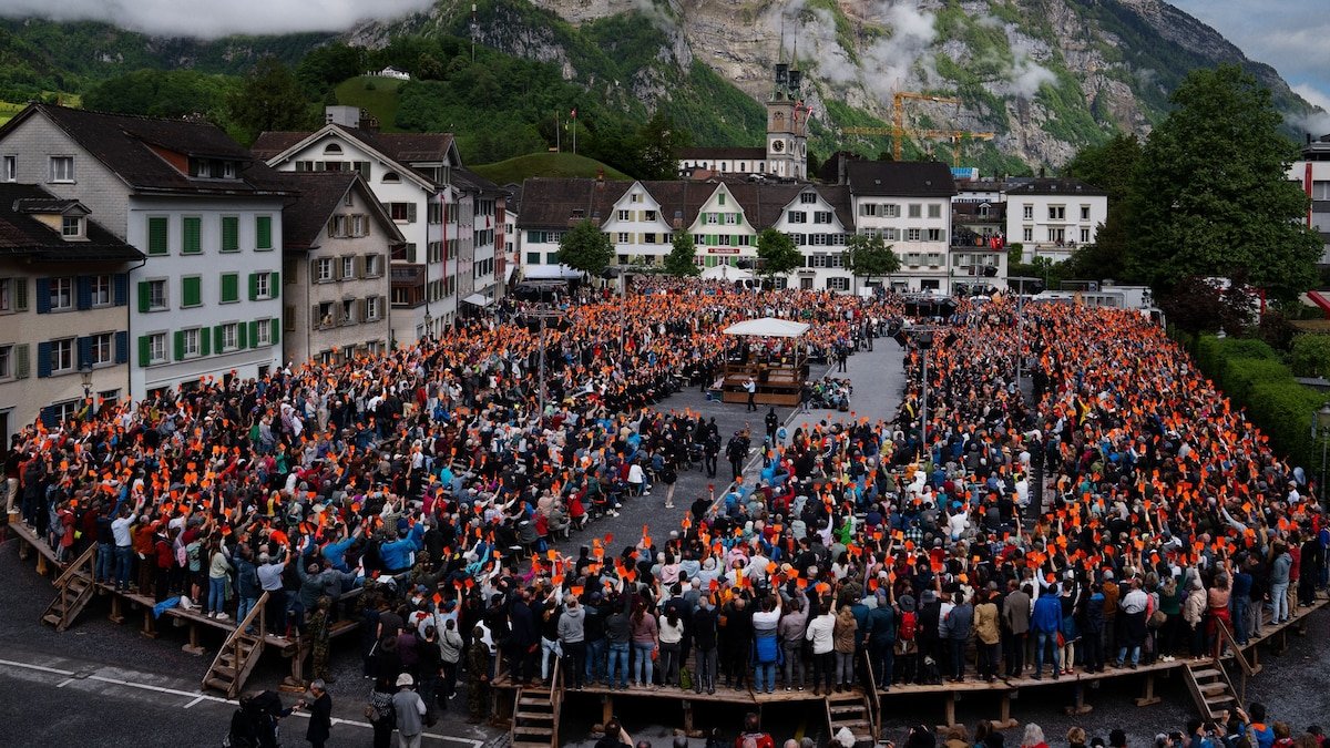 The small Swiss town where people still vote by hands in the air