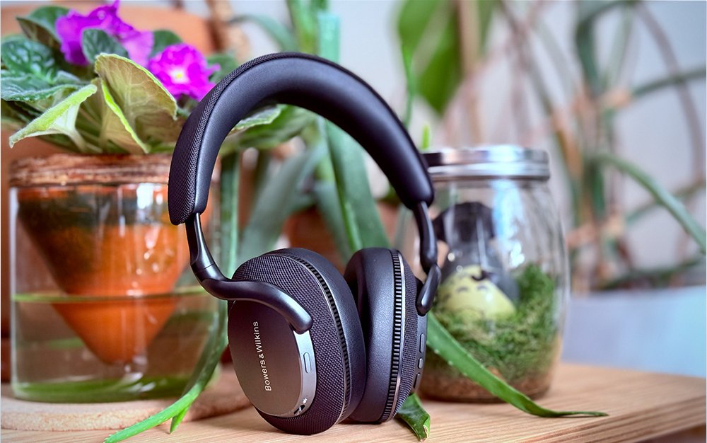 The best travel headphones in 2025, tested and reviewed