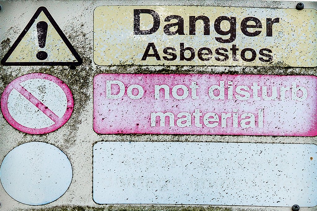 Contractor fined for asbestos exposure risk
