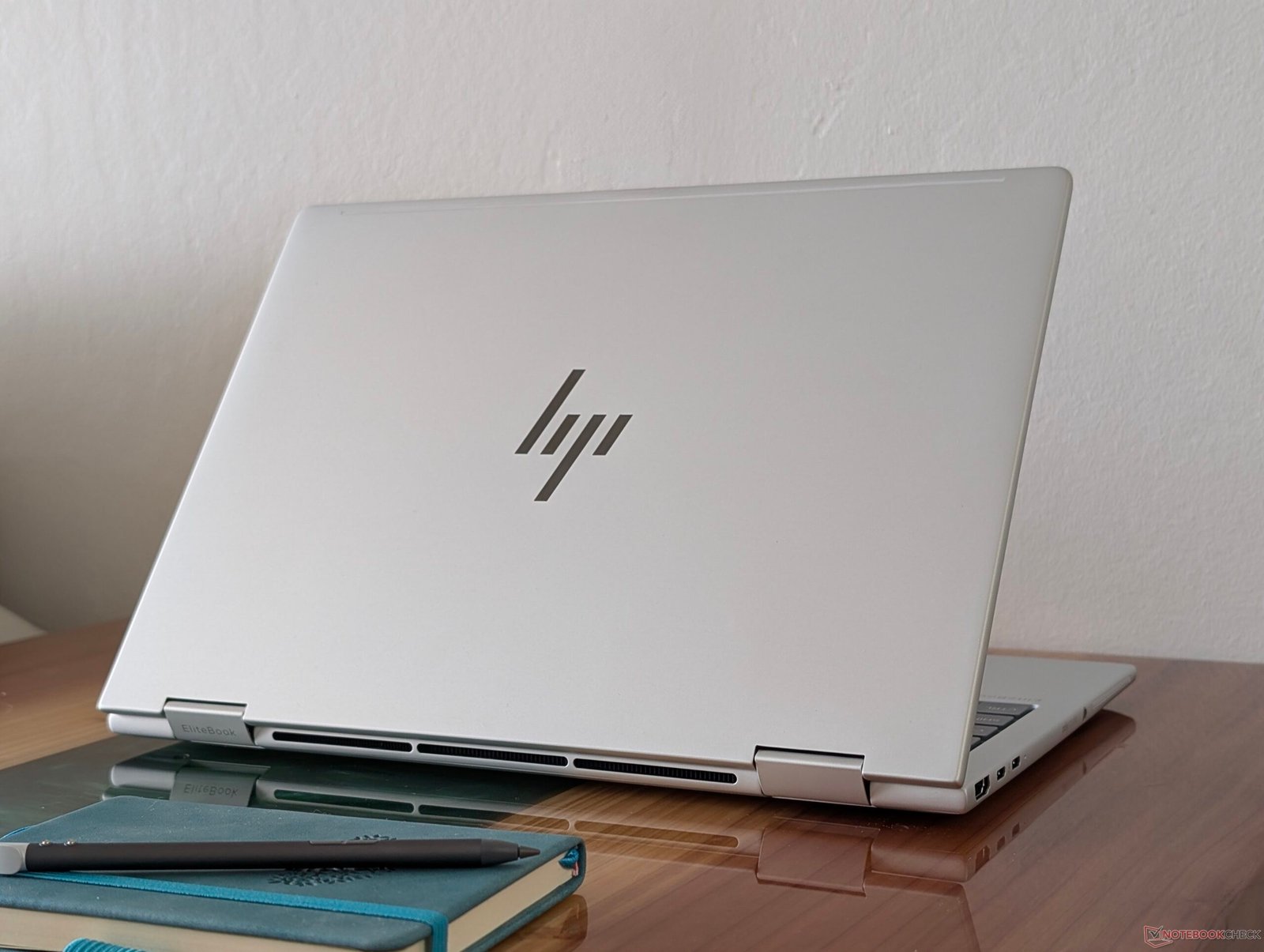 Core Ultra 7 265U vs. Core Ultra 7 165U: Almost no performance differences between them