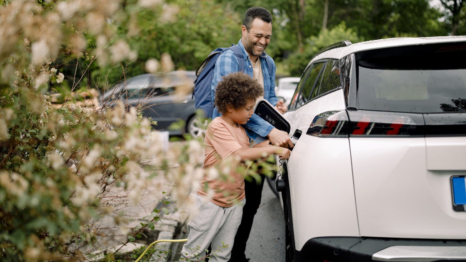 Are Gas Or Electric Vehicles Cheaper To Repair?