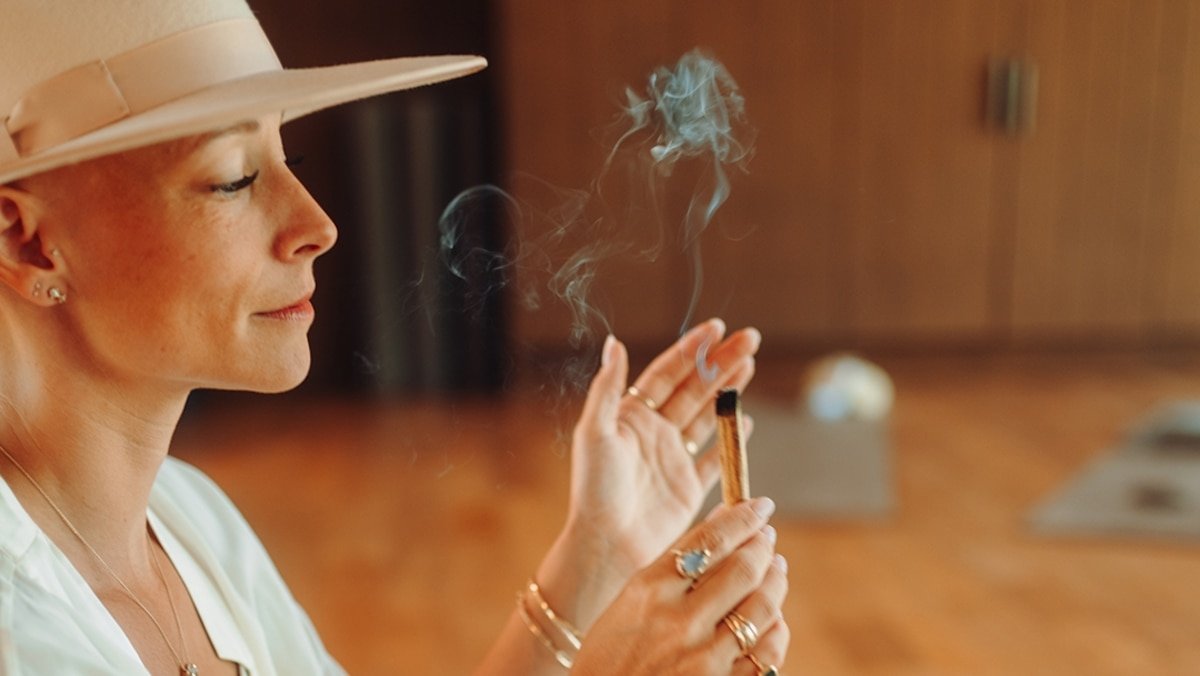 Take part in a master-led healing retreat in the Maldives