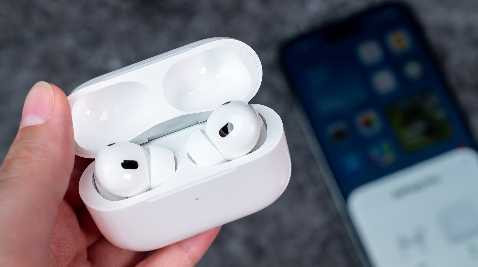 This Free App Makes AirPods Fully Compatible With Android Devices, But There’s A Catch