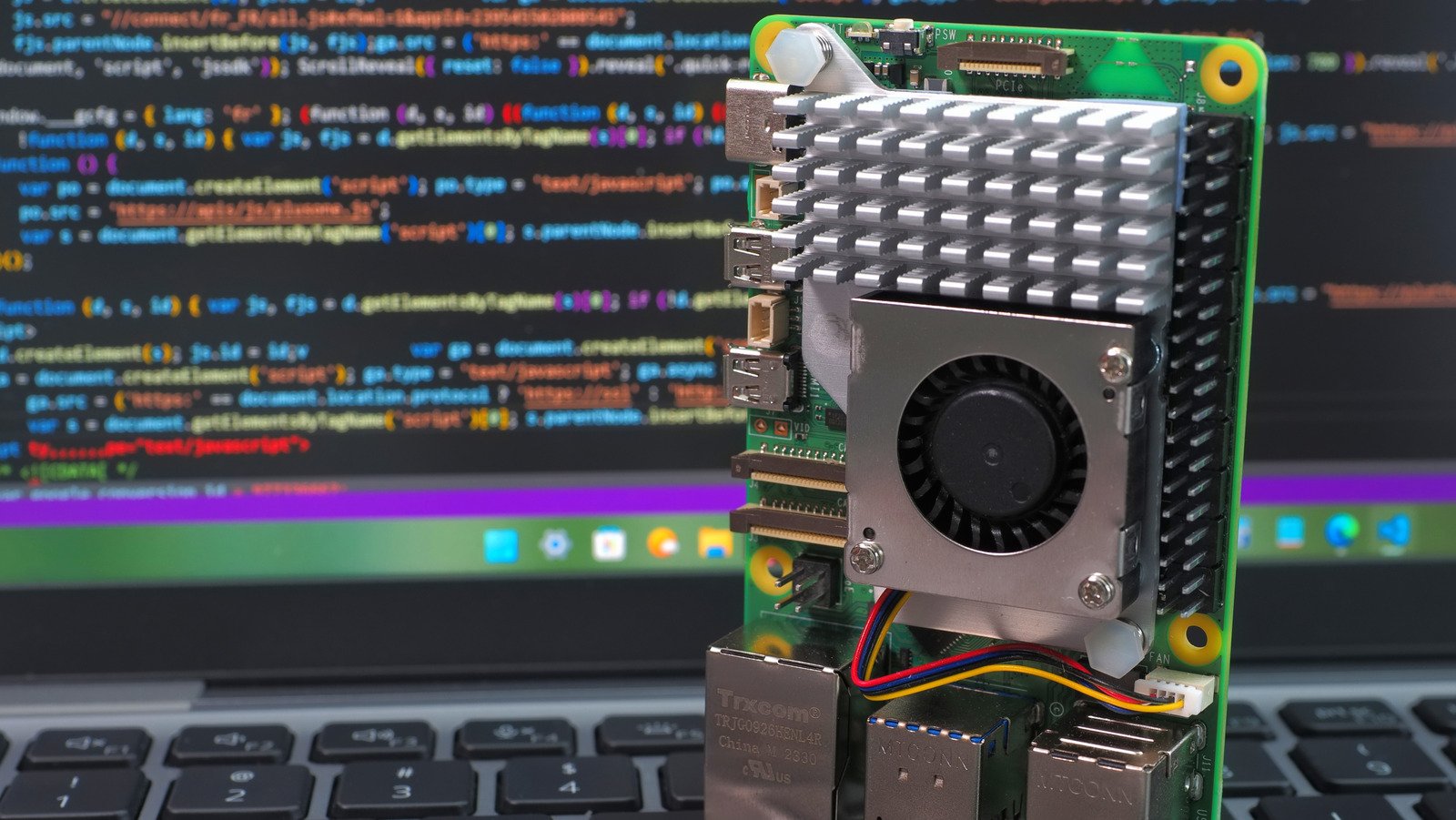 8 Best Raspberry Pi Projects For Beginners