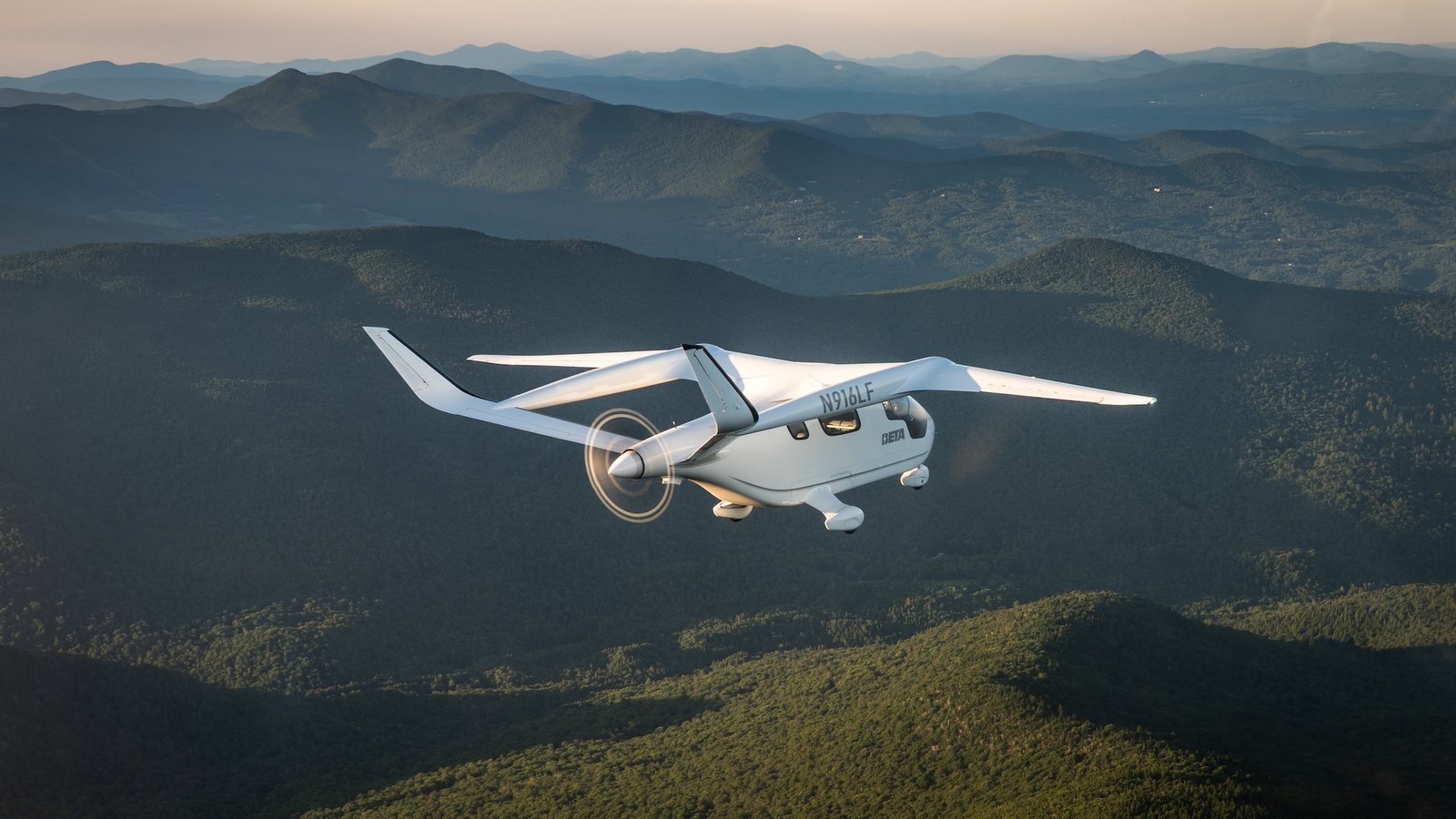 Air New Zealand tests a new generation of electric planes