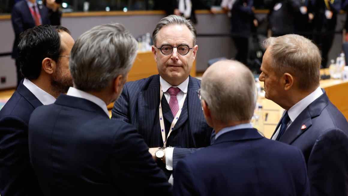EU leaders vow to agree funding for Ukraine