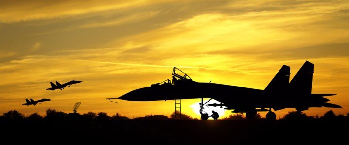 Oil Prices Edge Higher as Energy Strikes Darken Russia-Ukraine Peace Hopes