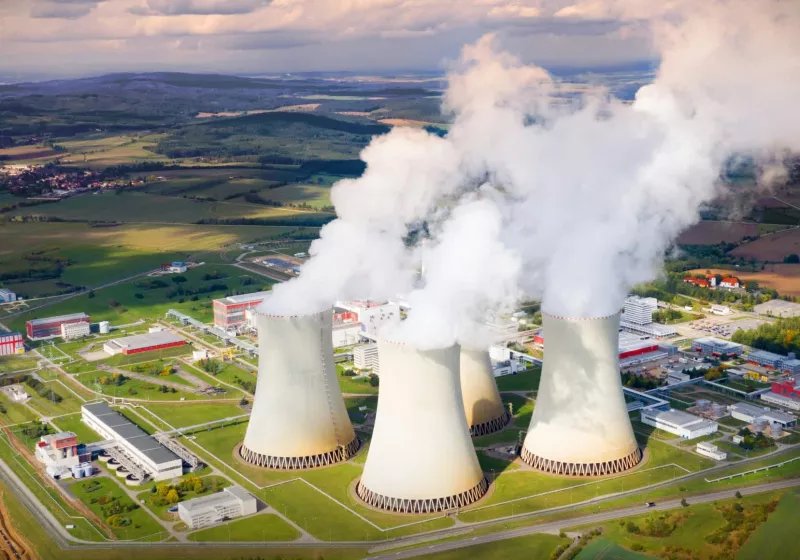 Big Tech’s AI boom is reviving America’s nuclear power debate