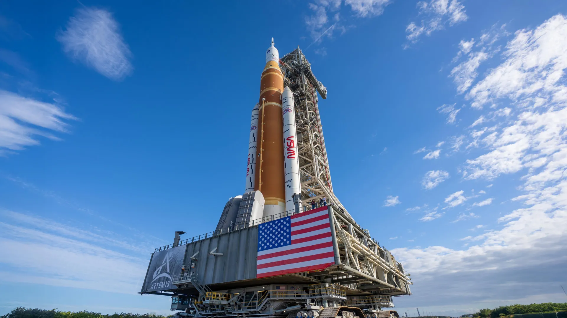 NASA is set to send astronauts around the Moon again